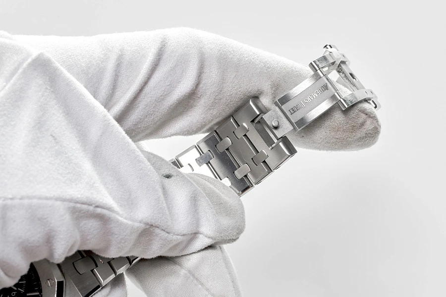 Audemars Piguet Royal Oak Dual Time