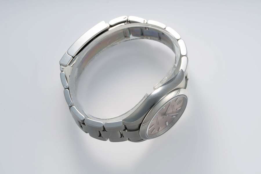 Oyster Perpetual Ref. 124200 in Stainless Steel