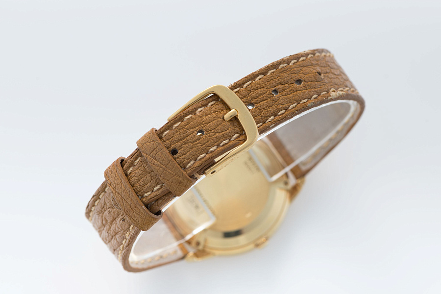 Automatic Triple Calendar Ref. 15958 in 18k Yellow Gold