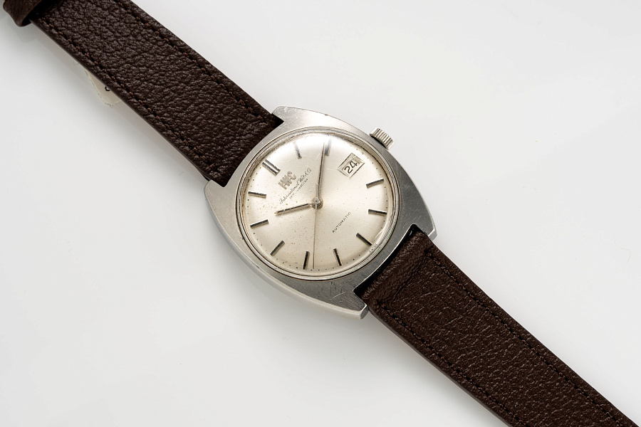 Cushion Case in Stainless Steel
