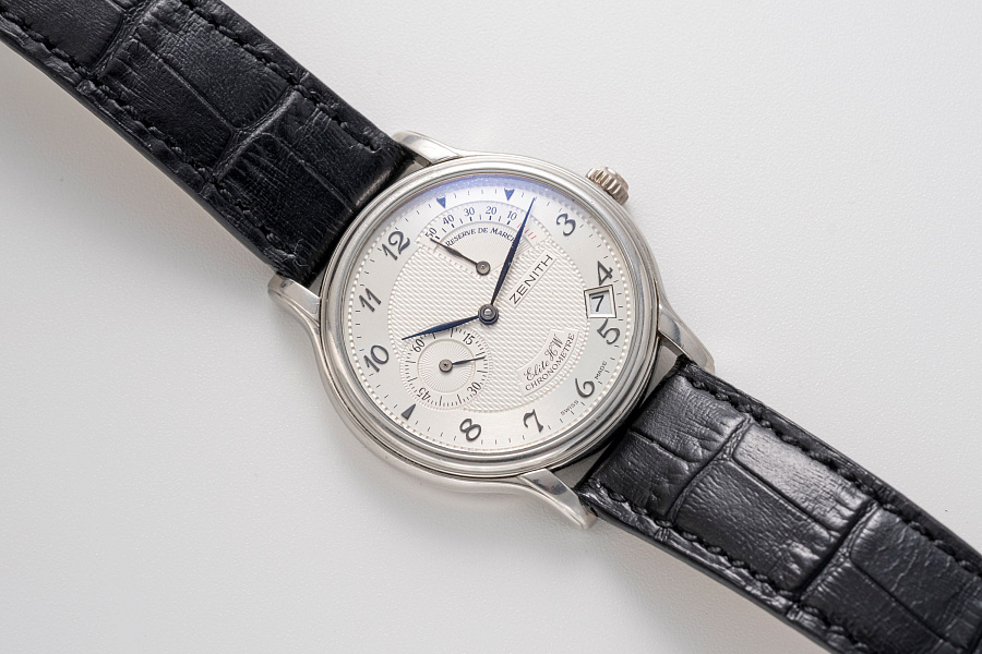 Power Reserve and Date Ref. 39.0240.655 in Platinum