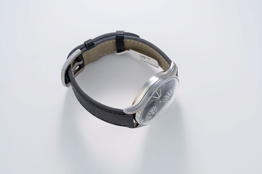 Le Dome Classique in Stainless Steel