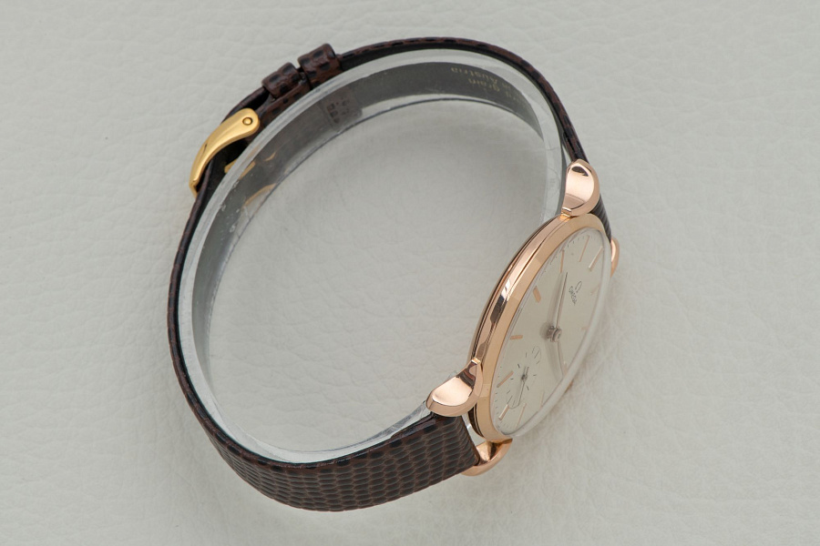 Fancy Lugs Dress Watch in 18k Rose Gold