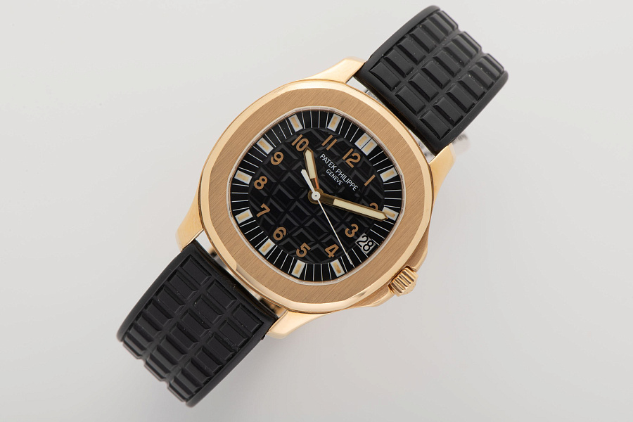 Aquanaut Ref. 5065 in 18k Yellow Gold