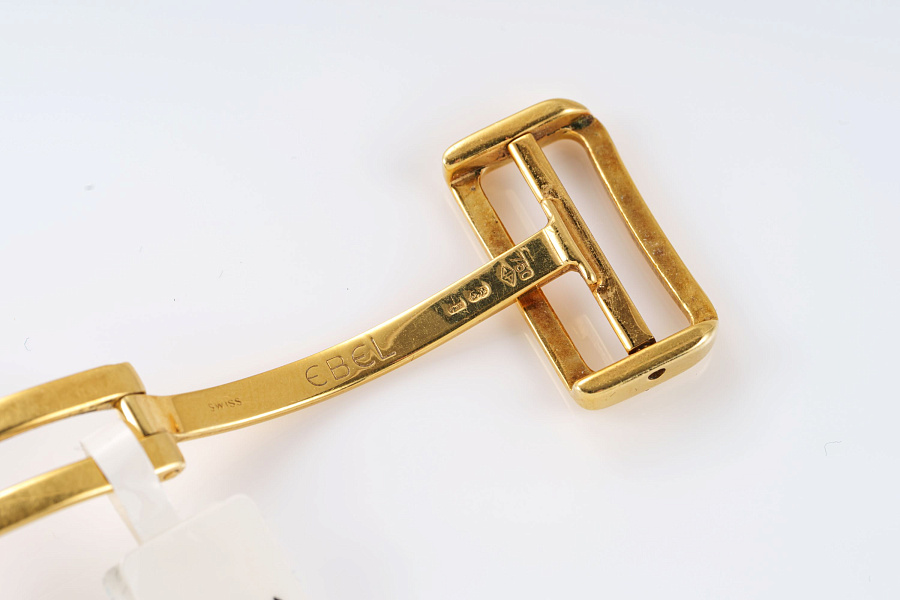 1911 Automatic Ref. 75102212 in 18k Yellow Gold