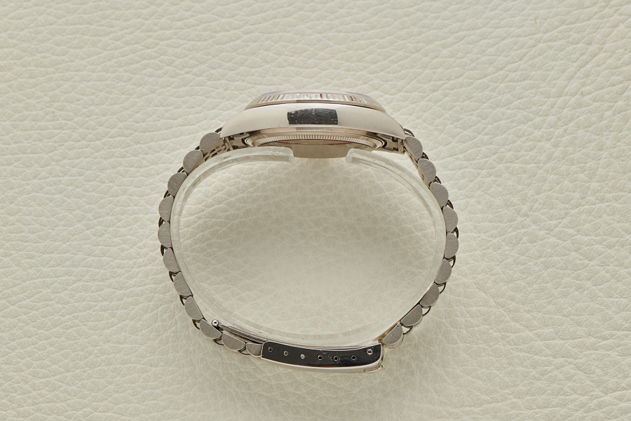 Day-Date Salmon Dial with Baguette Diamond Indices in 18k White Gold