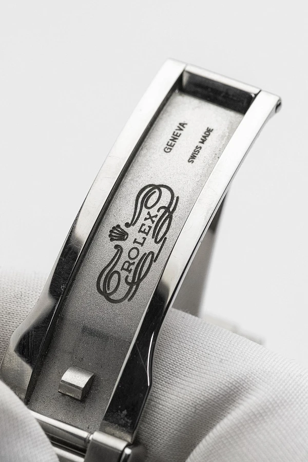 Rolex Submariner Date