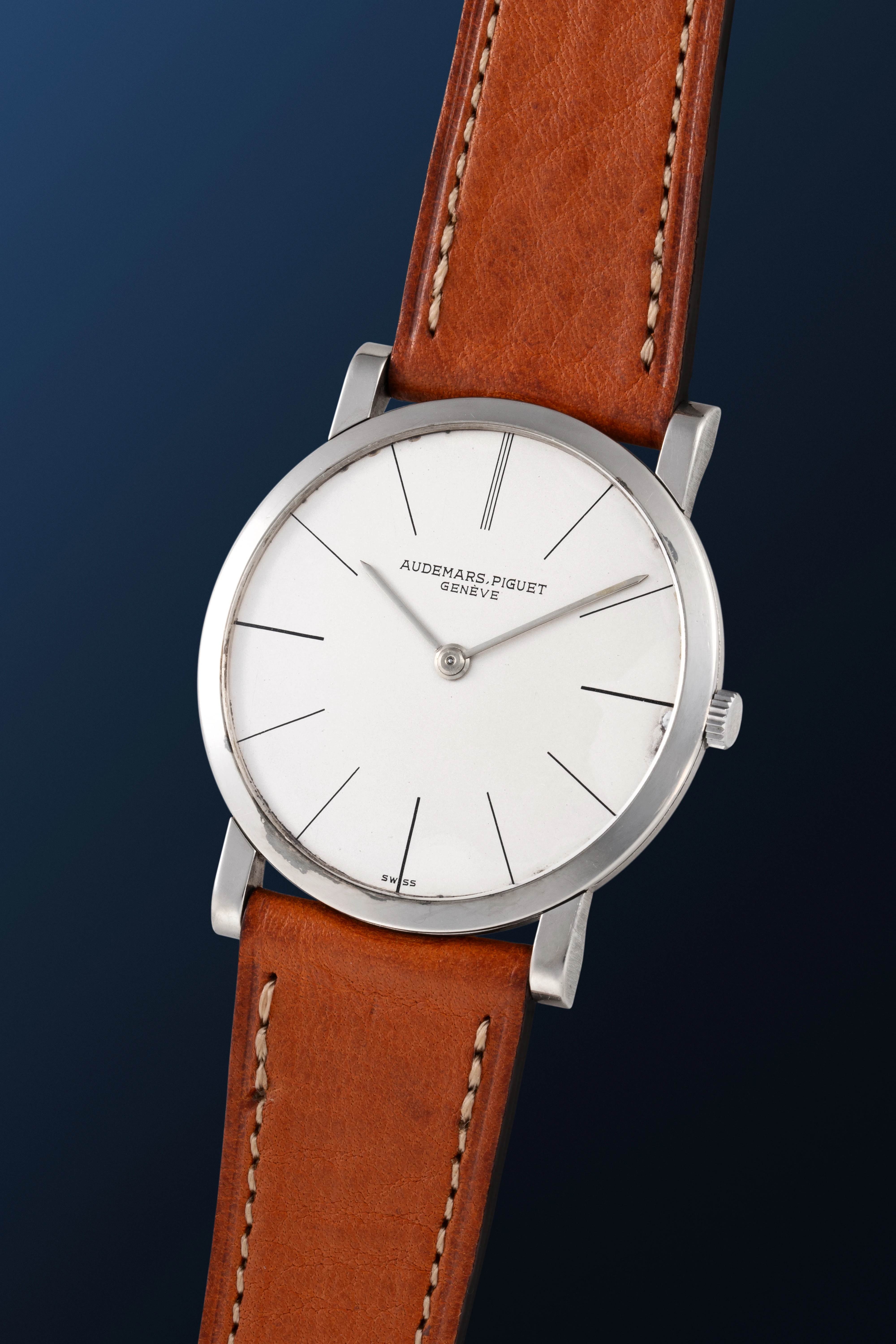 Ultra-Thin Dress Watch in 18k White Gold