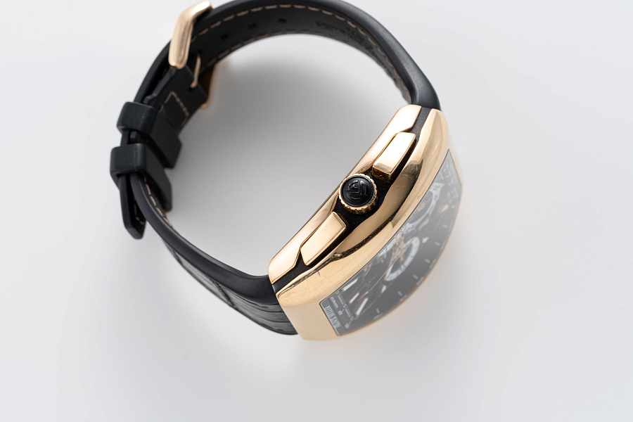 Vanguard Chronograph in 18k Rose Gold