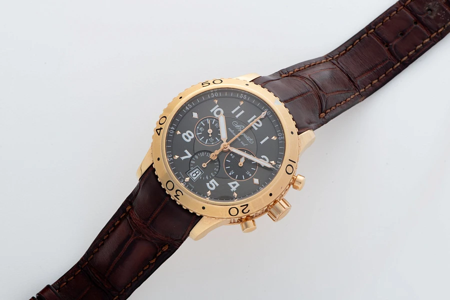 Type XXI Retour en Vol Ref. 3810 in 18K Rose Gold