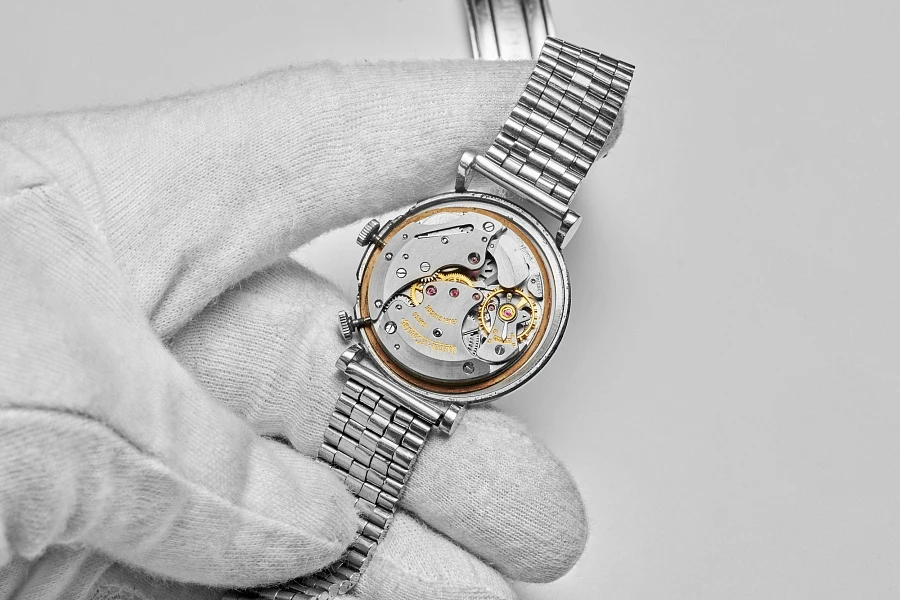 Jaeger-LeCoultre Memovox
