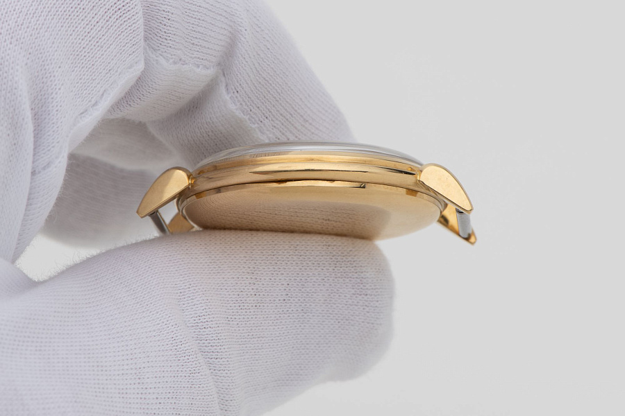 Dress Watch in 18K Yellow Gold
