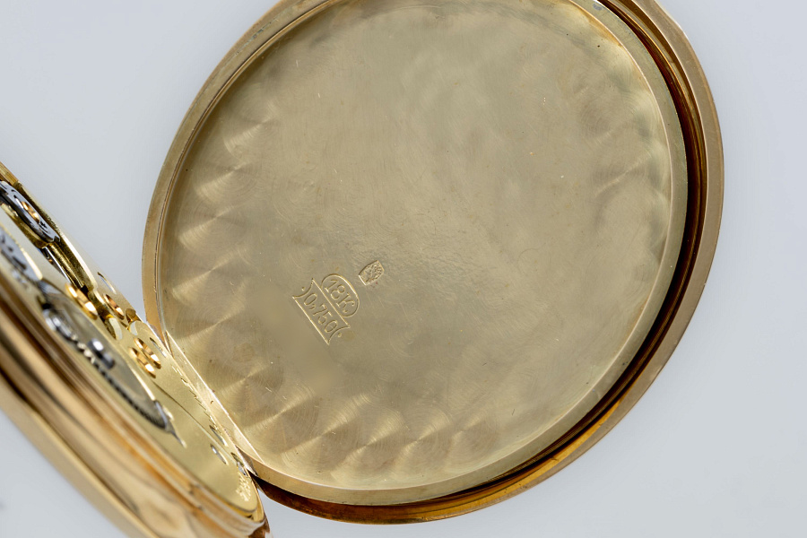 Pocket Watch in 18k Yellow Gold