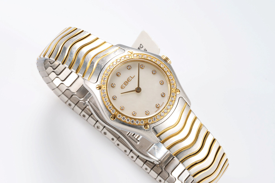 Classic Wave with Mother of Pearl Dial and Diamonds
