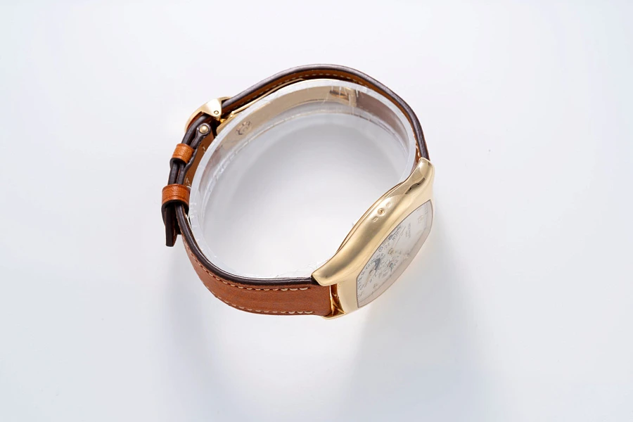 Tonneau Perpetual Calendar Ref. 5040J in 18k Yellow Gold