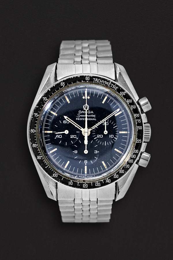 Speedmaster Professional Moonwatch Chronograph 145.022