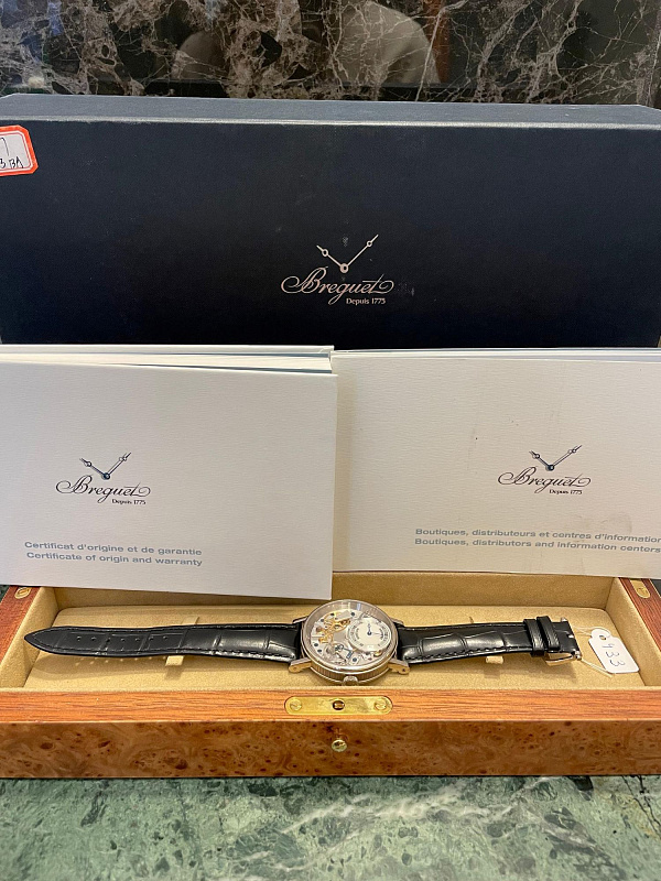 Tradition 7057 Manual Wind White Gold