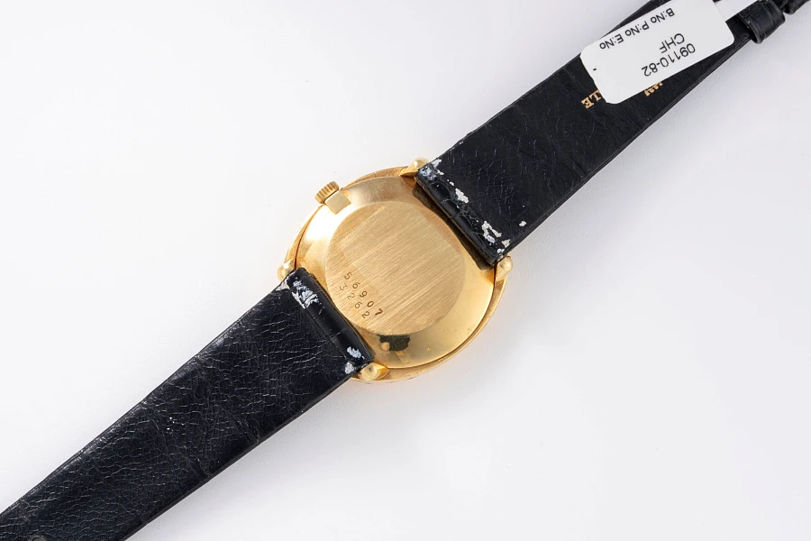 Rope Bezel Oval Dress Watch in 18k Yellow Gold