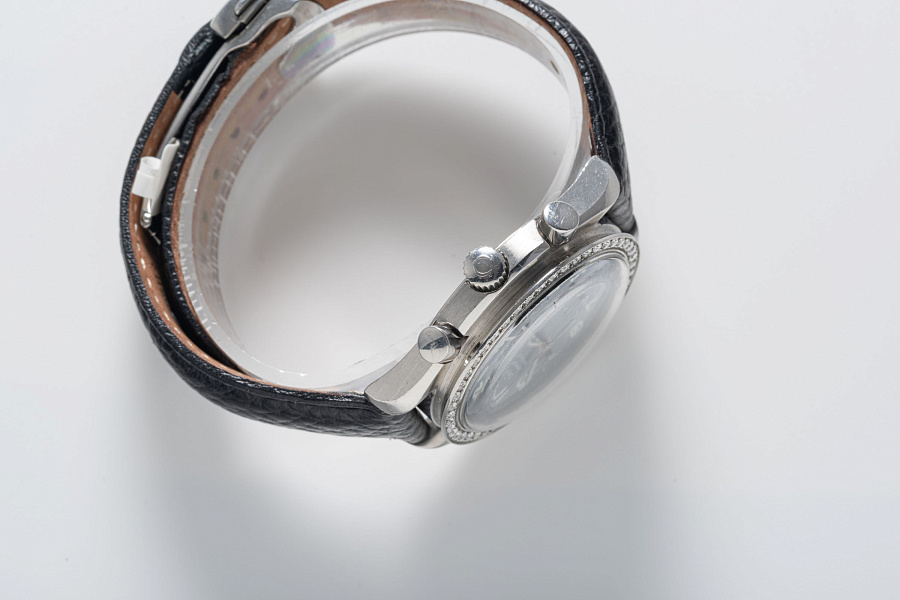 Speedmaster Reduced Ref. 275.0032 with Blue MoP Dial