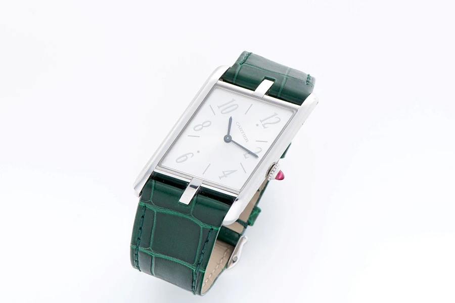 Tank Asymmetrique Ref. WGTA0042 in Platinum