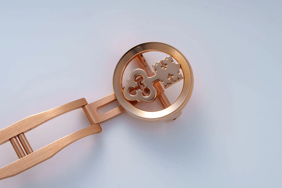 Golden Bridge Ref. 05.0087 in 18k Rose Gold