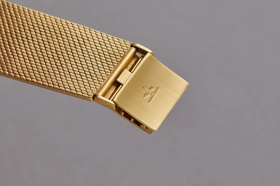 Dress Watch in 18k Yellow Gold