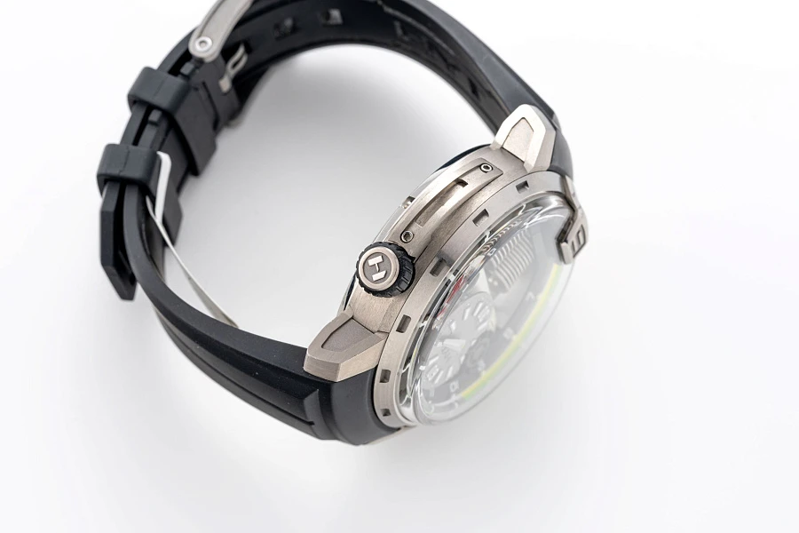 H1 Hydro Mechanical in Titanium