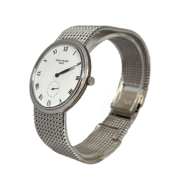 Calatrava ‘Clous de Paris’ 3919 White Gold Milanese Bracelet
