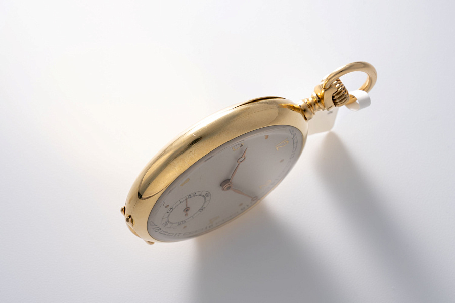 Pocket Watch in 18k Yellow Gold