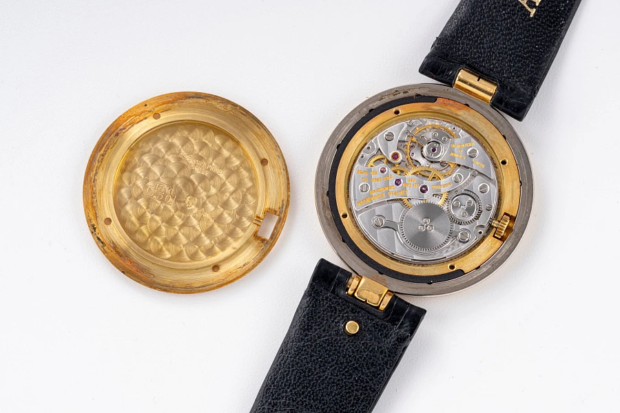 Philosophe in 18k Yellow Gold