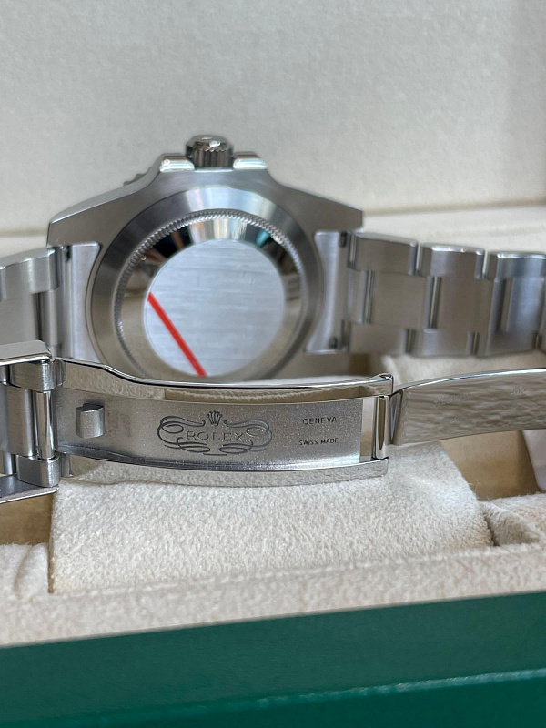 Submariner Date 116610LN