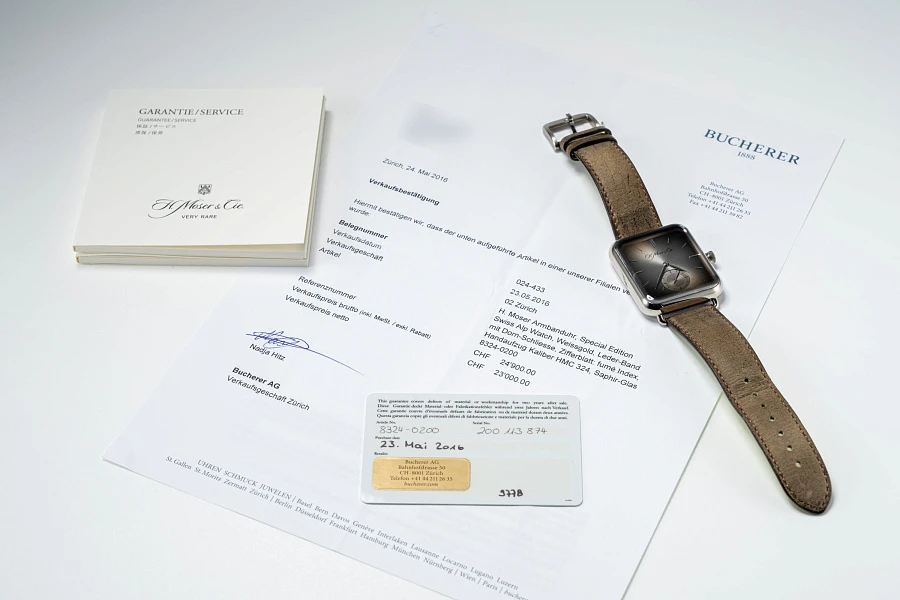 Swiss Alp Watch Ref. 5324-0200 in 18k White Gold