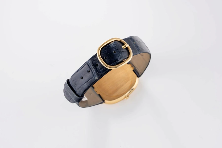Beyer Double-Signed Ellipse Quartz Ref. 3838 in 18k Yellow Gold
