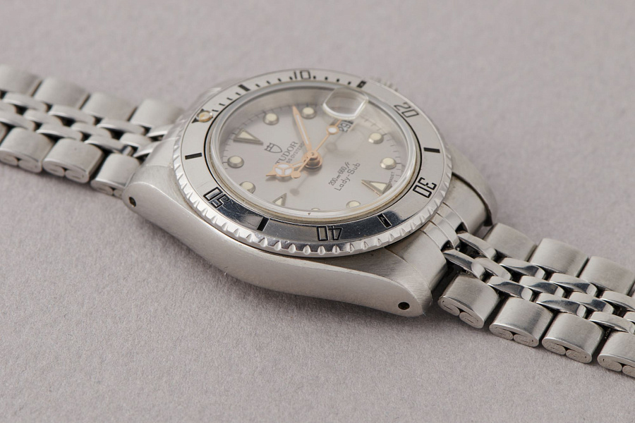 Lady-Sub Tritium