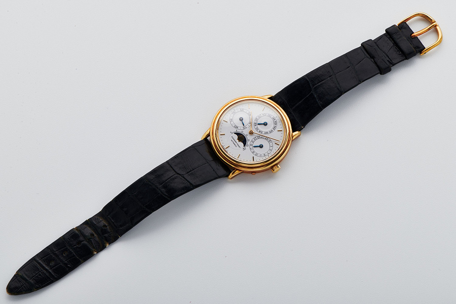 Quantime Perpetual Calendar Ref. 25657BA in 18k Yelow Gold