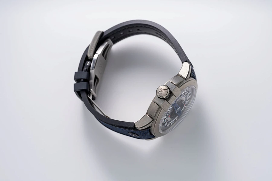 Retrograde Ref. OCEAHR42ZZ001 in Zalium