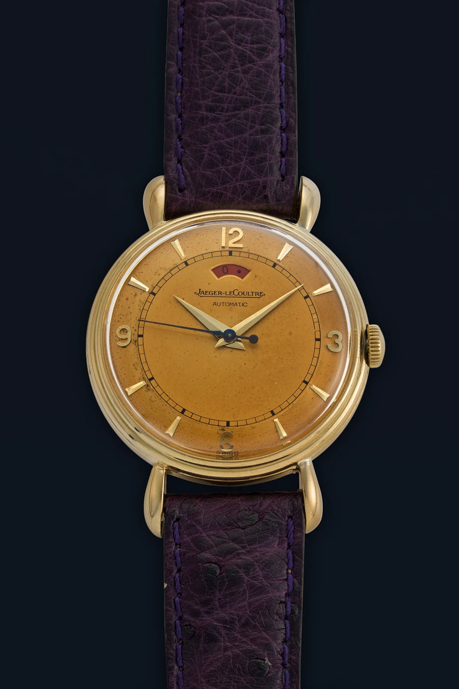 Teardrop Lugs Dress Watch with Power Reserve in 18k Yellow Gold