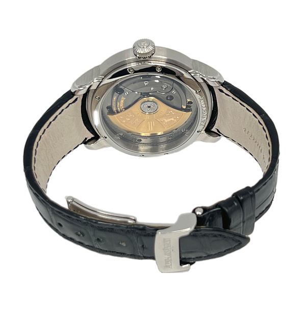 Millenary 4101 in stainless steel