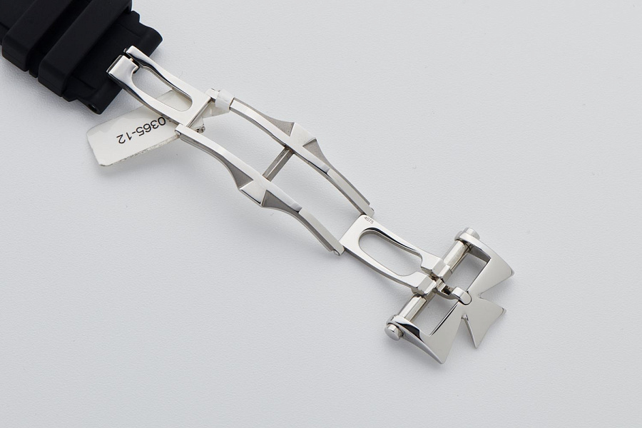 Quai de l'Ile Automatique Black Geneva Seal, Ref. 4500S