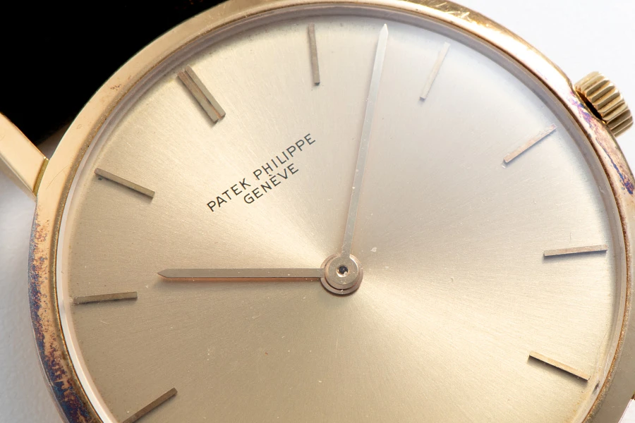 Dress Watch in 18k Yellow Gold