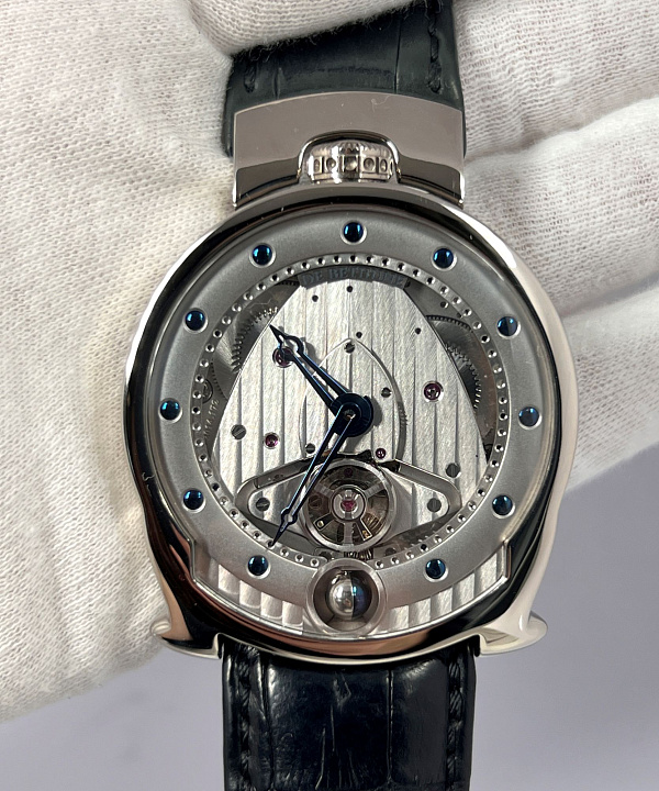 DBS-W ‘First Generation’ White Gold