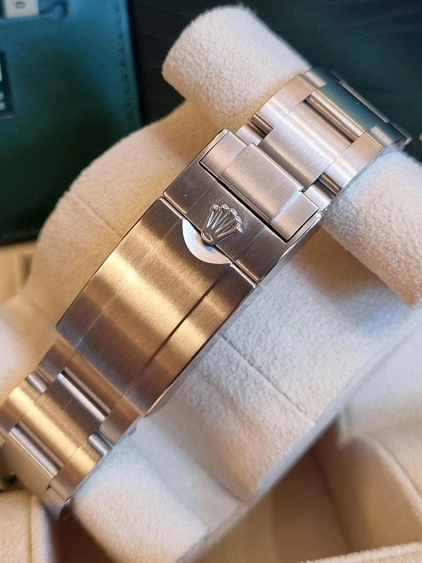 Explorer II 216570 White Dial