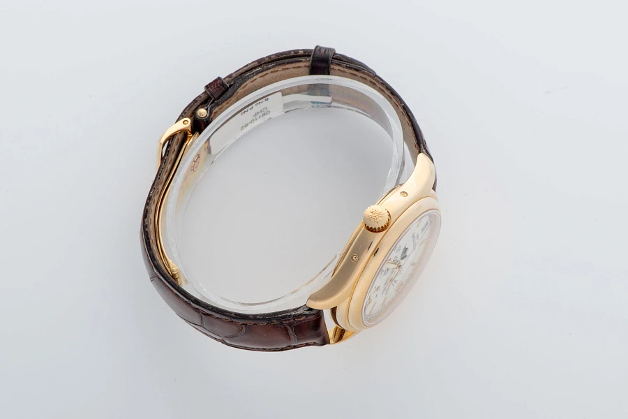 Annual Calendar Ref. 5146 in 18k Yellow Gold