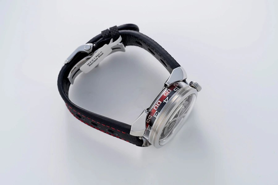 M.A.D. 1 Red in Stainless Steel