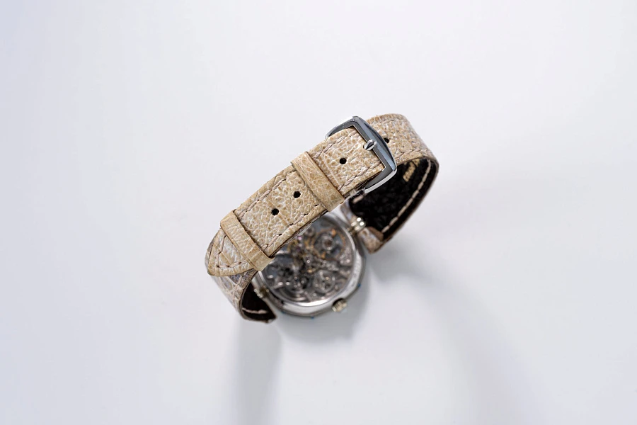 Piece Unique Abalone Ref. G2727 in 18k White Gold