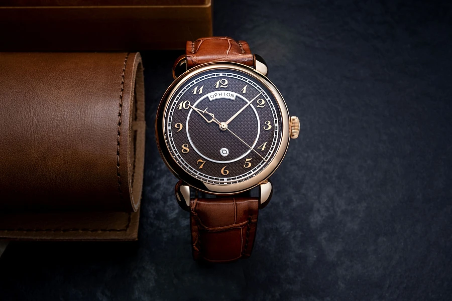 OPH 786 Vélos Rose Gold Tobacco Guilloche Limited Edition