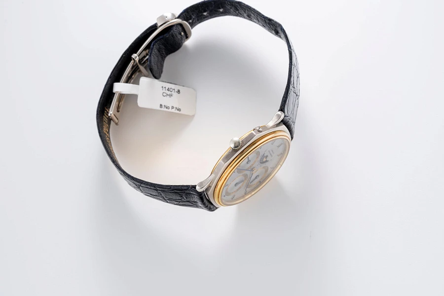 Quantième Perpetual Calendar Ref. 5557CA in 18k White and Yellow Gold