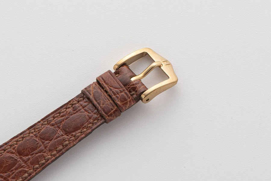 Square Watch with Enamel Decoration and Salmon Dial Ref. 5256BA