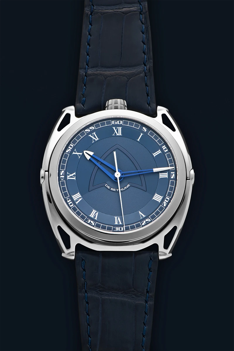 Unworn DB27 Titan Hawk