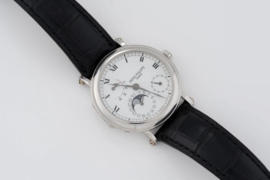 Power Reserve Moonphase Ref. 5054P in Platinum